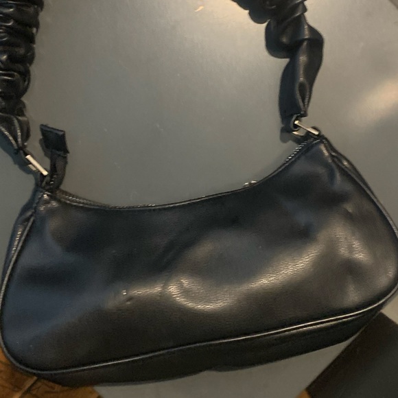 Small Handbag - Picture 2 of 3